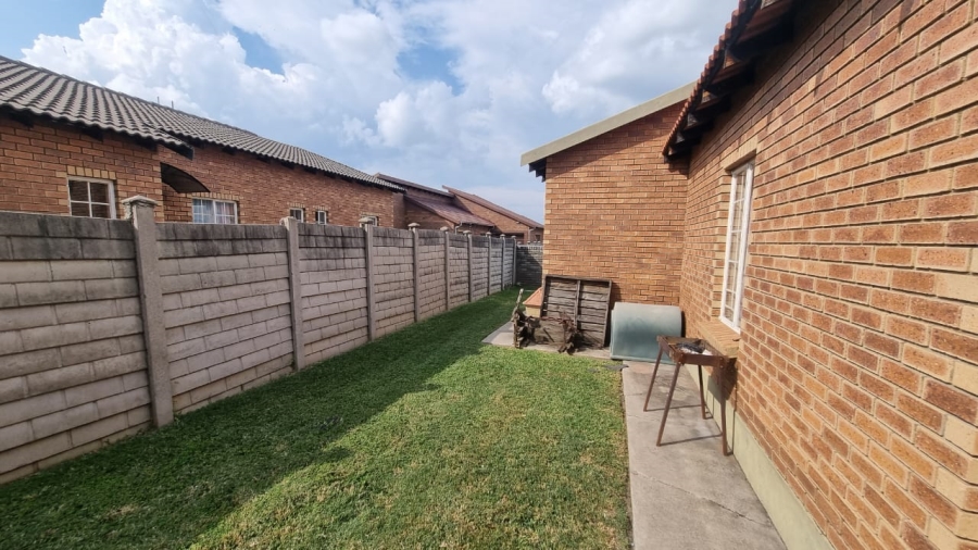 3 Bedroom Property for Sale in Waterval East North West